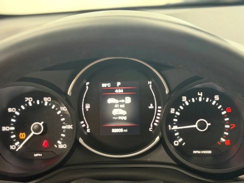 Used 2018 FIAT 500L Lounge FWD image 27