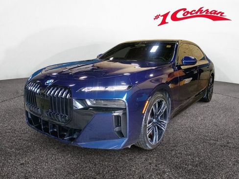 Used 2023 BMW i7 xDrive60 AWD/4WD image 29