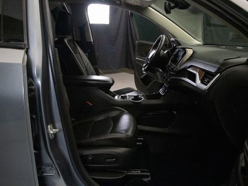 Used 2019 GMC Terrain Denali w/ Driver Alert Package II image 16