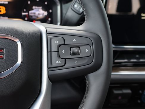 New 2026 GMC Sierra 1500 Elevation image 18