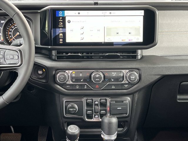 New 2026 Jeep Gladiator Sport AWD/4WD image 14