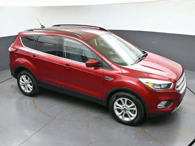 Used 2018 Ford Escape SE w/ SE Sync 3 Package AWD/4WD image 42