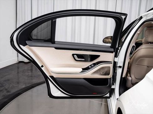Used 2022 Mercedes-Benz S 500 4MATIC image 44