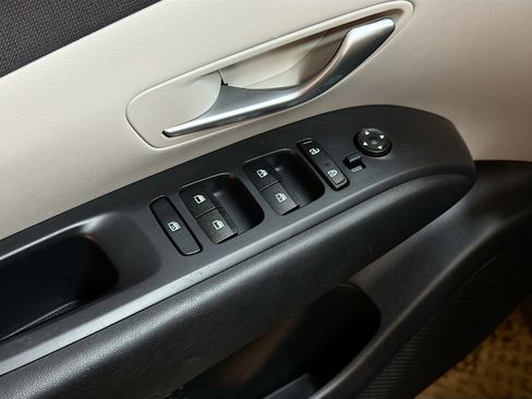 Used 2023 Hyundai Tucson SEL w/ Convenience Package image 15