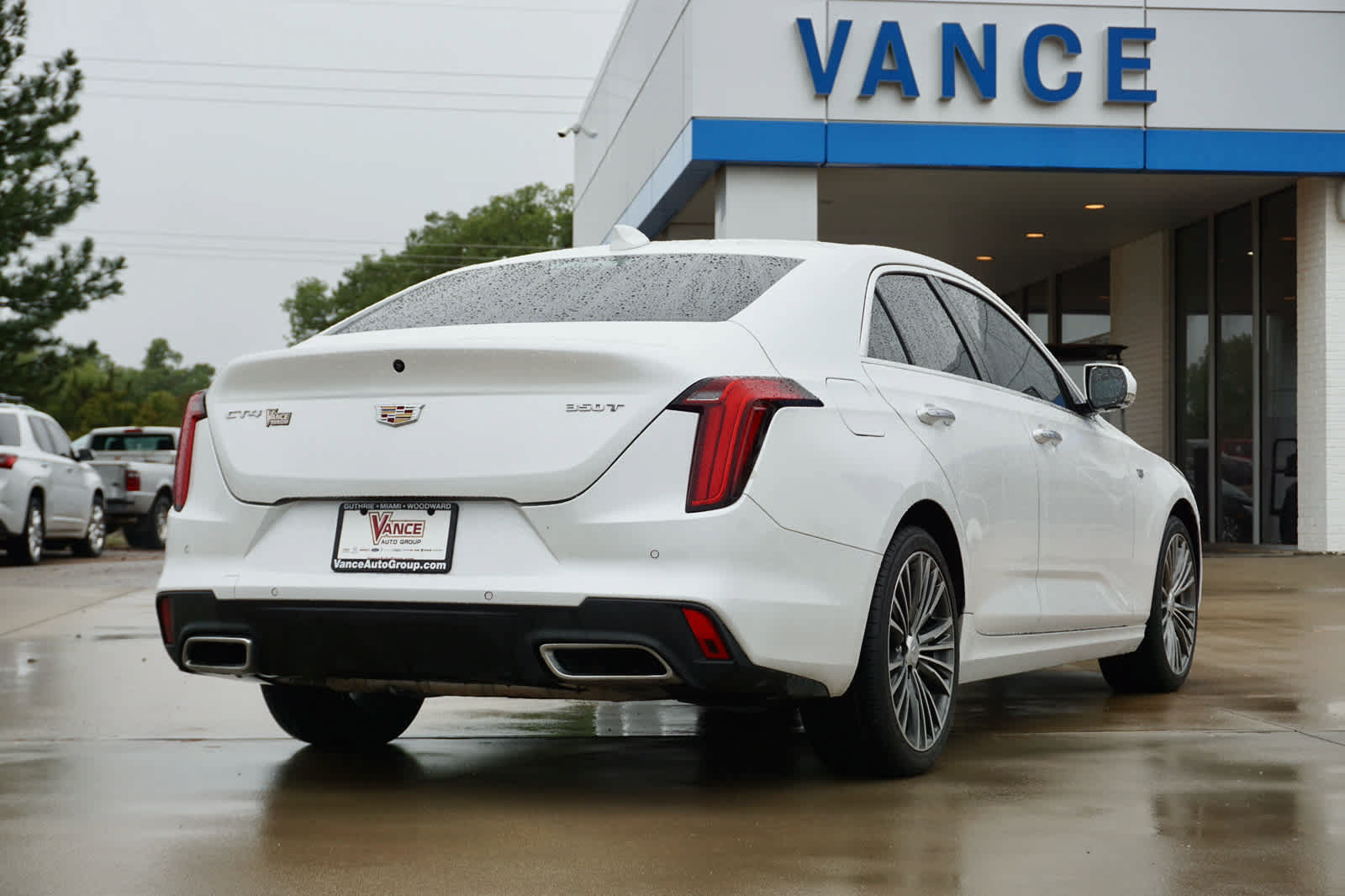 Used 2023 Cadillac CT4 Premium Luxury RWD image 4