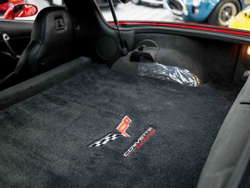 Used 2009 Chevrolet Corvette Coupe w/ Z51 Performance Package RWD image 73