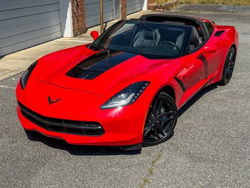Used 2019 Chevrolet Corvette Stingray Coupe w/ Carbon Flash Badge Package RWD image 10