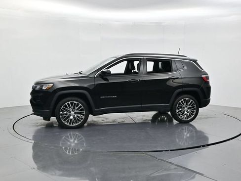 Used 2023 Jeep Compass Limited w/ Elite Group AWD/4WD image 6