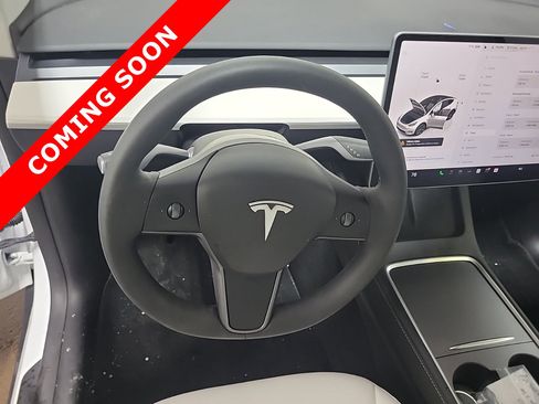 Used 2024 Tesla Model Y Long Range image 6