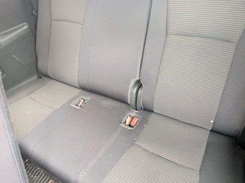 Used 2020 Toyota Highlander L FWD image 10