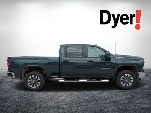 New 2026 Chevrolet Silverado 2500 LT image 2