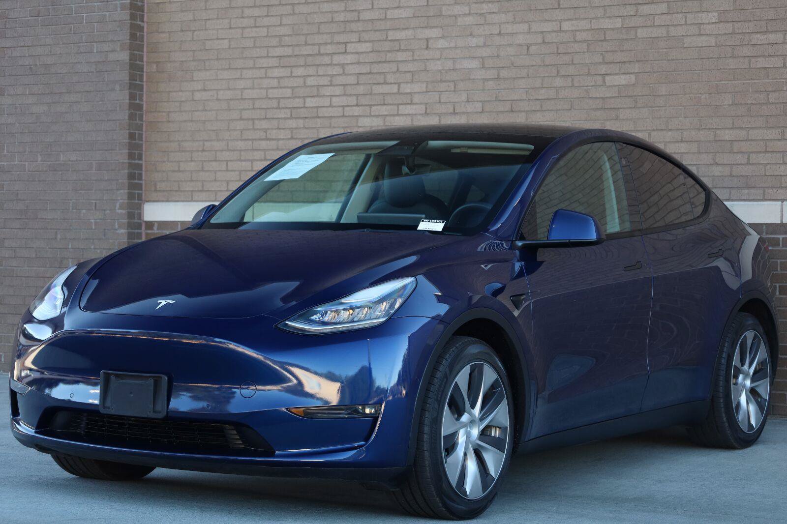 Used 2021 Tesla Model Y Long Range AWD/4WD image 5