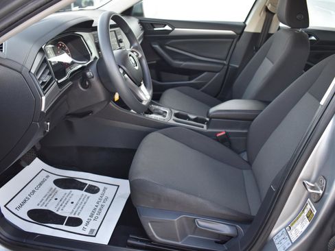 Used 2021 Volkswagen Jetta S w/ Driver Assistance Package image 20