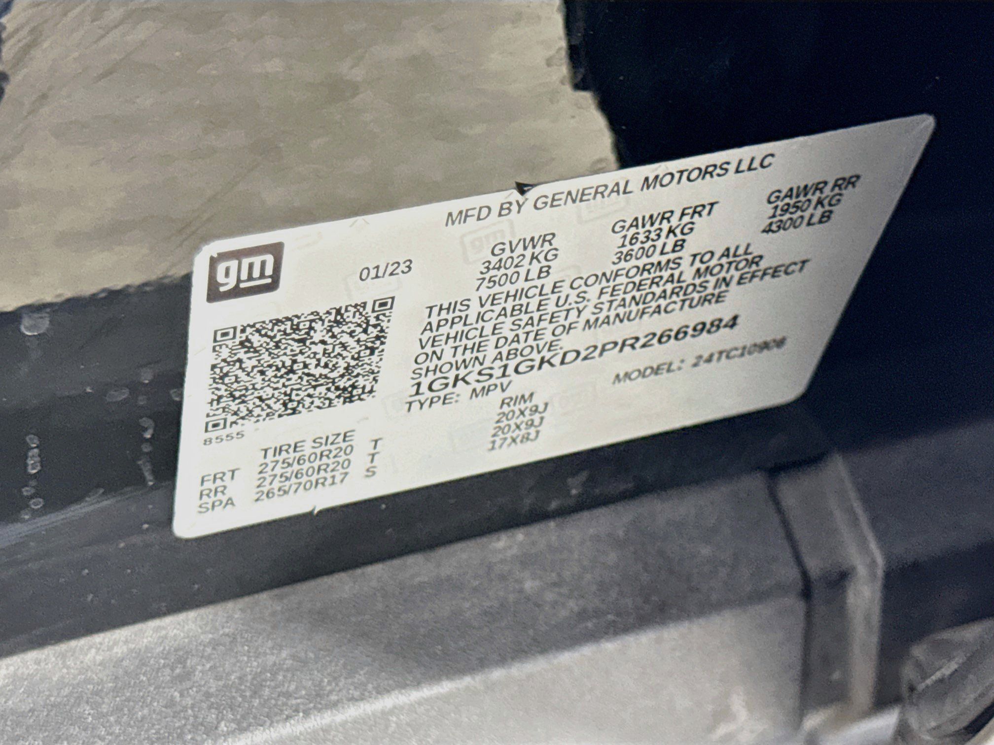 Used 2023 GMC Yukon XL SLT RWD image 34
