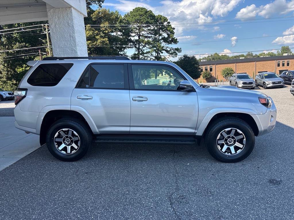 Used 2024 Toyota 4Runner TRD Off-Road Premium AWD/4WD image 20