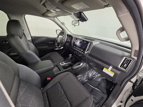 New 2026 Nissan Frontier SV AWD/4WD image 15