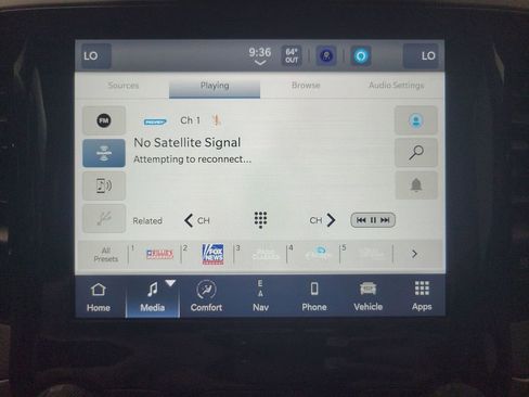 Used 2024 RAM 3500 Tradesman w/ Chrome Appearance Group image 25