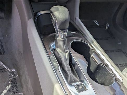 Used 2022 Chevrolet Malibu LT image 14