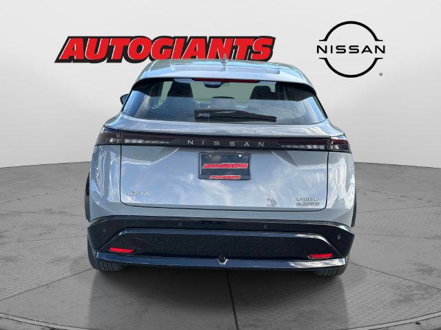 Used 2024 Nissan Ariya AWD image 4