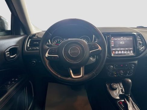Used 2018 Jeep Compass Limited AWD/4WD image 21