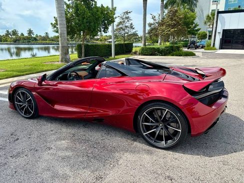 Used 2022 McLaren 720S Luxury RWD image 12