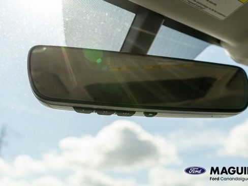 Used 2022 Subaru Ascent Limited AWD/4WD image 39