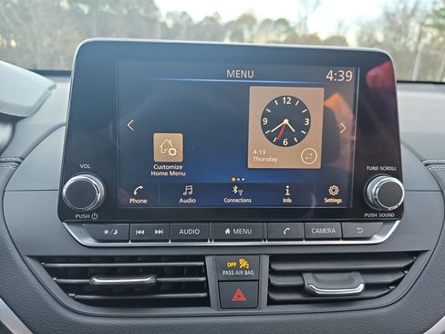 Used 2019 Nissan Altima 2.5 SV image 24