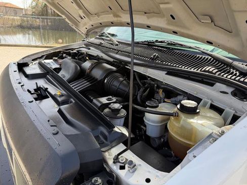 Used 2013 Ford E-150 and Econoline 150 image 39
