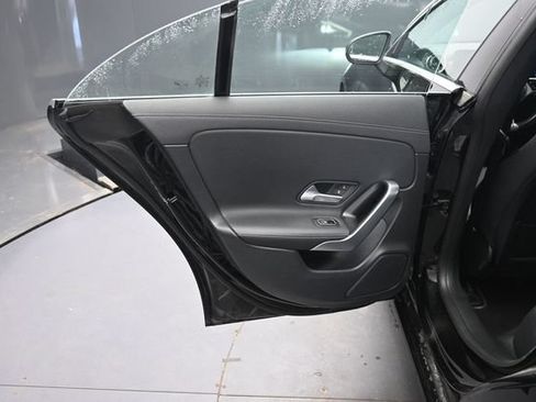 Used 2025 Mercedes-Benz CLA 250 image 25