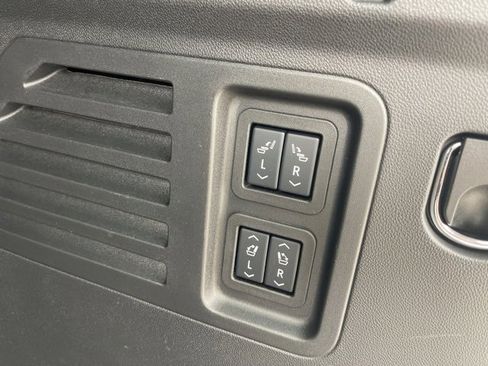 Certified 2025 Chevrolet Traverse RS w/ LPO, Floor Liner Package image 42