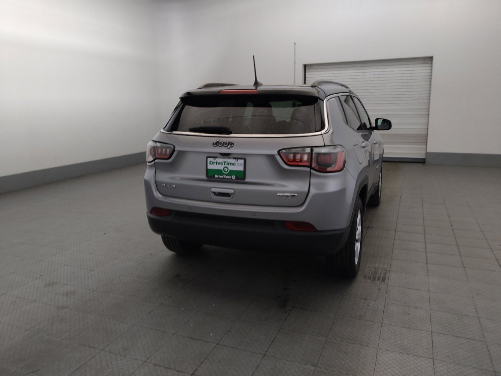 Used 2018 Jeep Compass Latitude w/ Popular Equipment Group AWD/4WD image 7