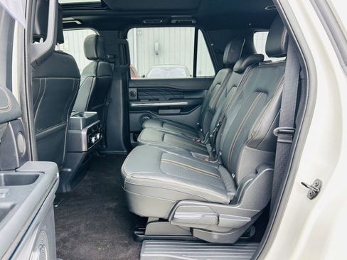 Used 2022 Ford Expedition Max Platinum image 32