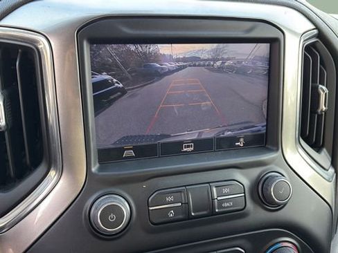 Used 2022 Chevrolet Silverado 2500 LTZ w/ LTZ Convenience Package image 27