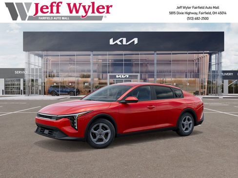 New 2025 Kia K4 LXS image 3