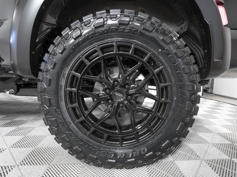 Used 2025 Ford F150 Raptor w/ Equipment Group 803A Raptor R image 32