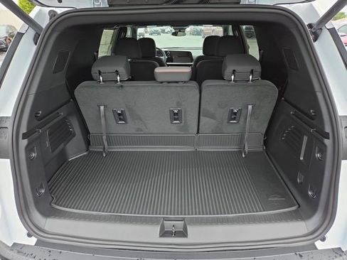 New 2026 Chevrolet Traverse LT image 25
