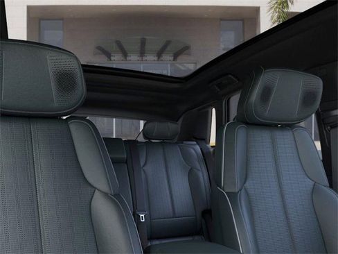 New 2026 Cadillac Lyriq Signature Sport image 24