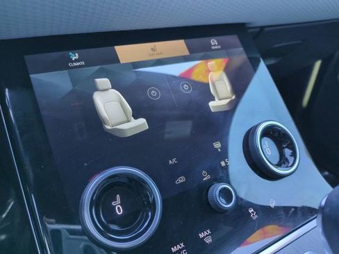 Used 2023 Land Rover Range Rover Evoque S image 28