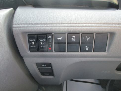 Used 2019 Honda Odyssey EX-L image 22
