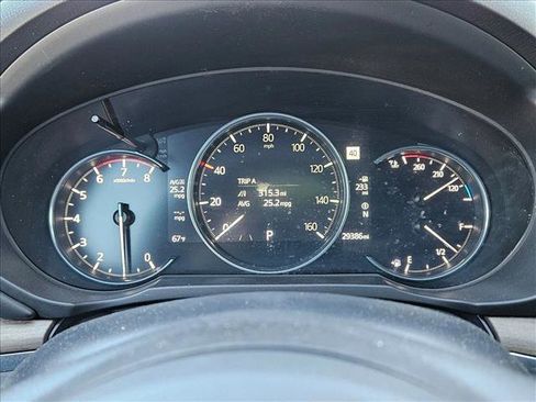 Used 2022 MAZDA CX-5 Signature image 11