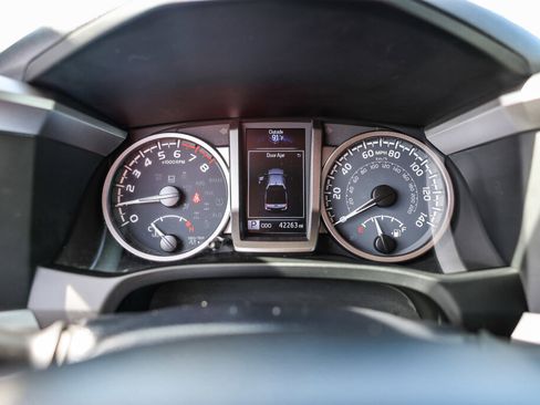 Certified 2023 Toyota Tacoma SR5 image 13