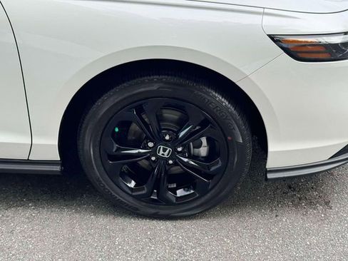 New 2025 Honda Accord SE image 7