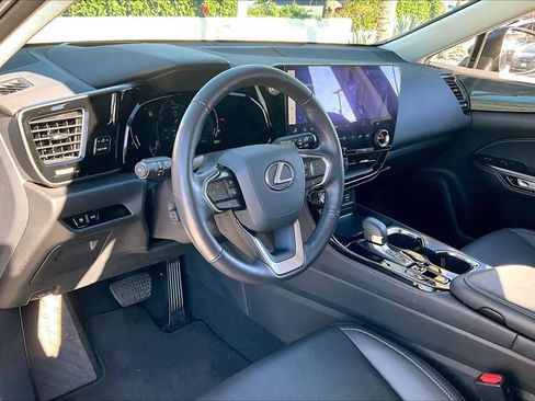 Used 2025 Lexus NX 350h AWD w/ Premium Package image 17