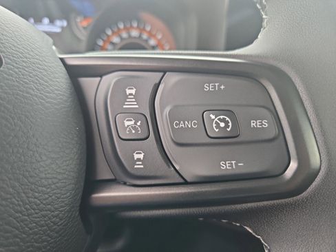 New 2025 Jeep Gladiator Sport image 21