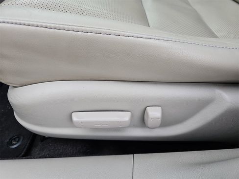 Used 2012 Acura TSX 2.4 image 31