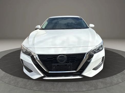 Used 2021 Nissan Sentra S image 2