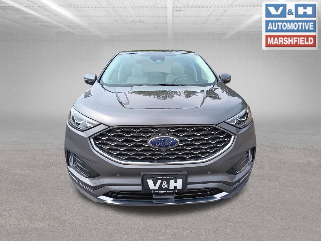 Used 2023 Ford Edge Titanium w/ Equipment Group 301A AWD/4WD image 9