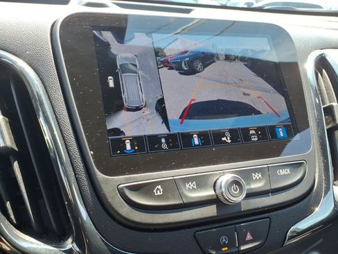 Used 2024 Chevrolet Equinox RS FWD image 25