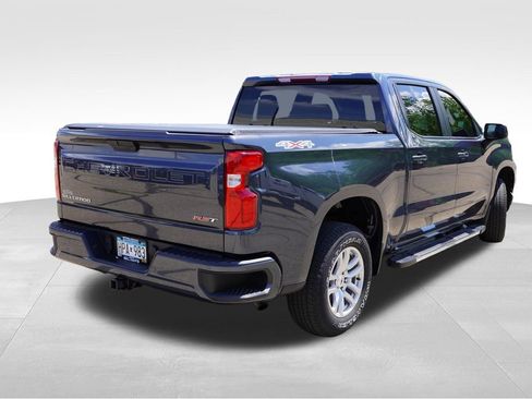Used 2022 Chevrolet Silverado 1500 RST AWD/4WD image 3