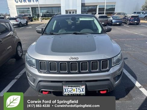 Used 2020 Jeep Compass Trailhawk image 2